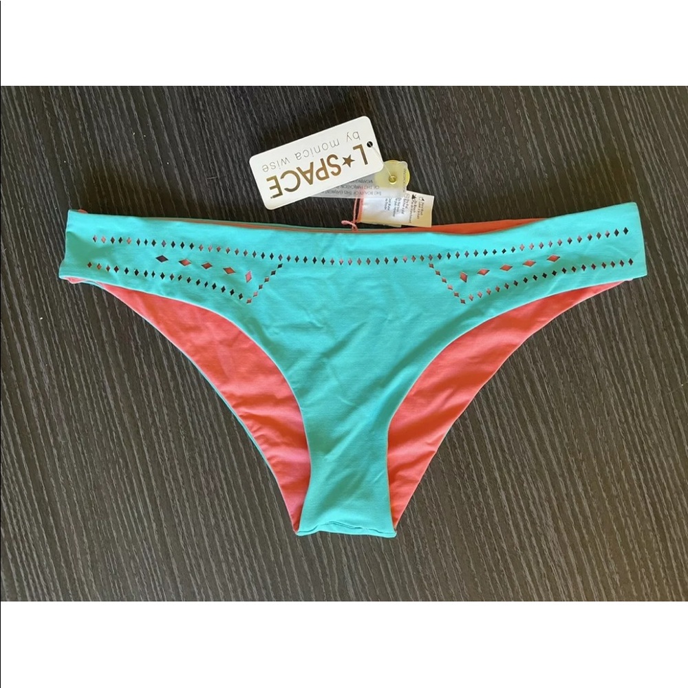 L*Space Monica Wise 🌸 Blue Peach Reversible Lexi Laser Cut Bikini Bottoms Large